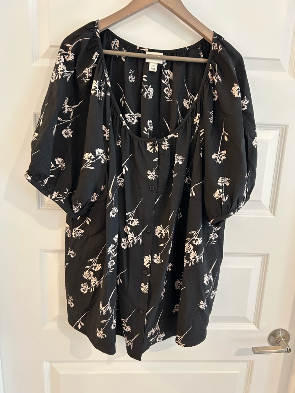 Ava and Viv Floral Blouse Black White Size 3X